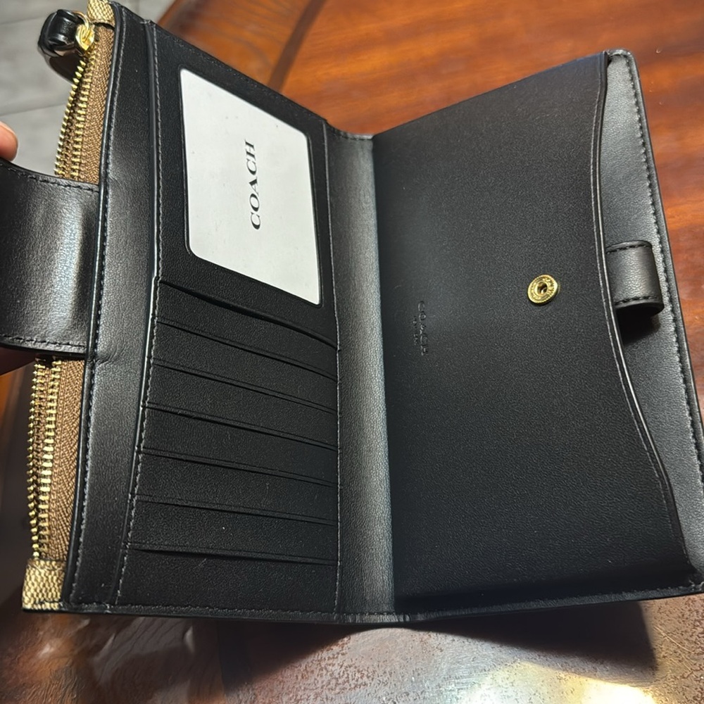 Coach Wallet - Picture 2 of 3